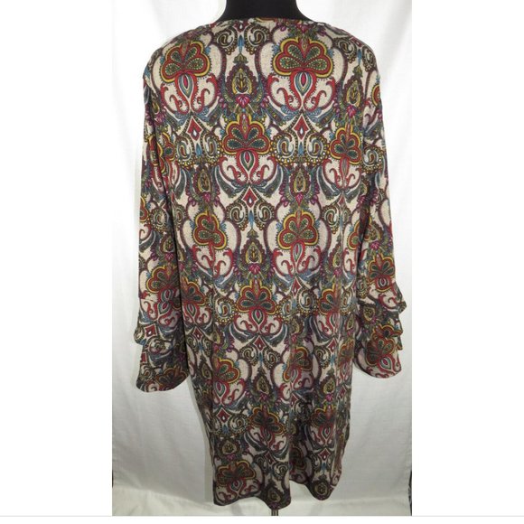 Tacera Woman Medallion Print Long Flared Sleeve Knee Length Dress, Plus Size 3X - Picture 10 of 10